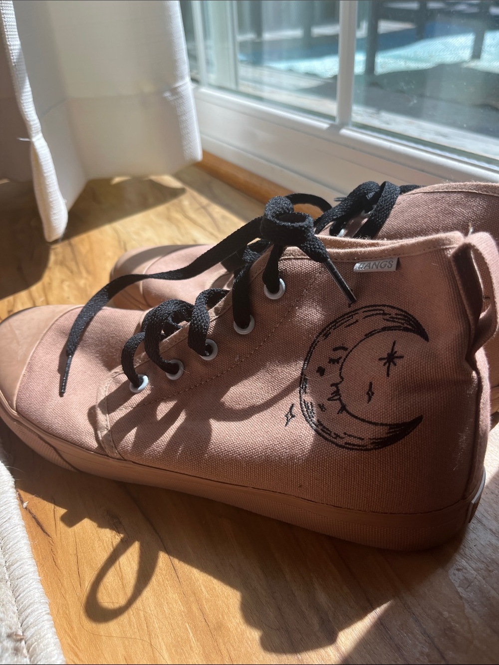 High-Top Canvas Sneakers with Crescent Moon Graphic - Brown and Black